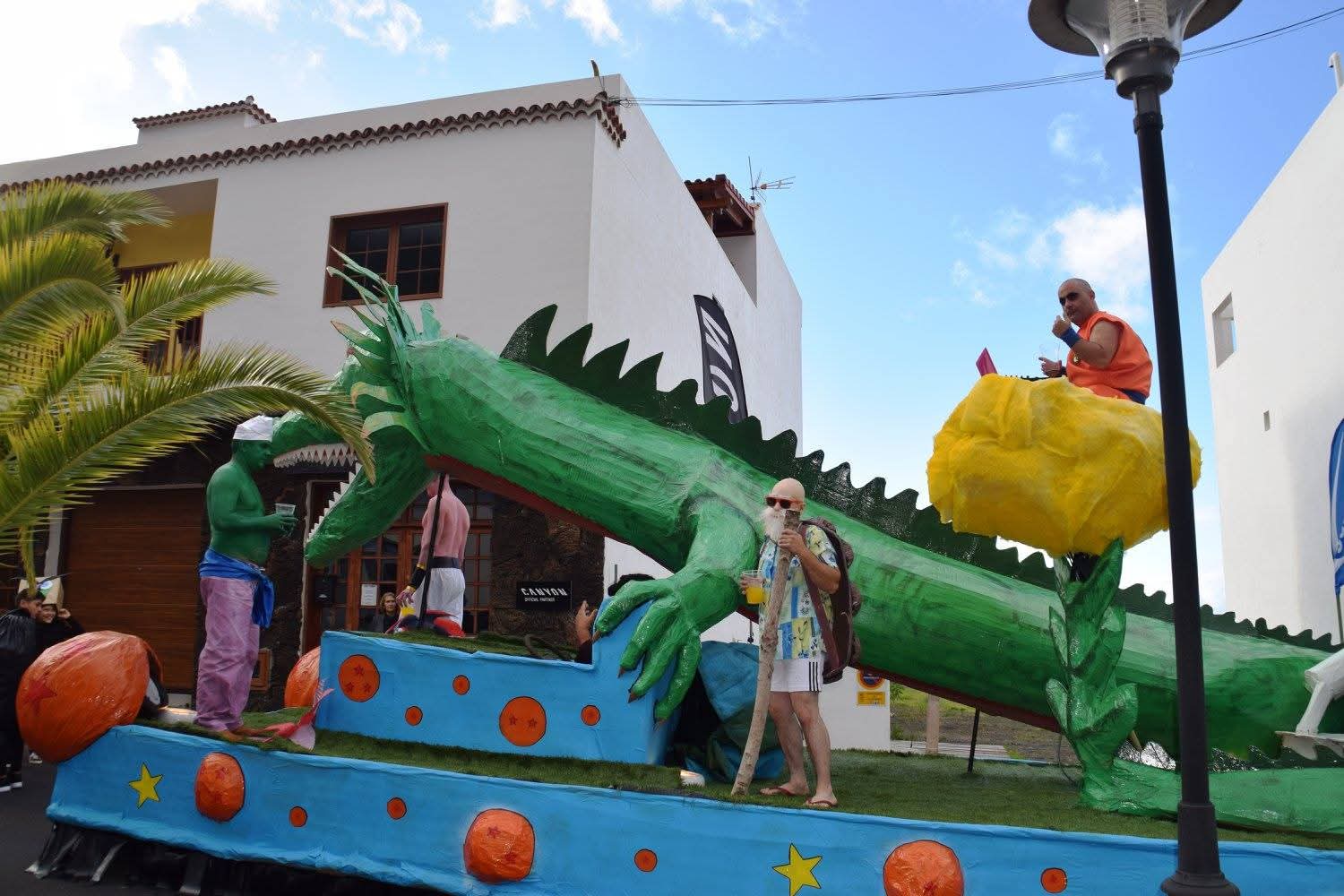 El Carnaval del Universo calienta motores. El Ayuntamiento de La Frontera publica las bases del concurso para el Coso del Carnaval 2026.